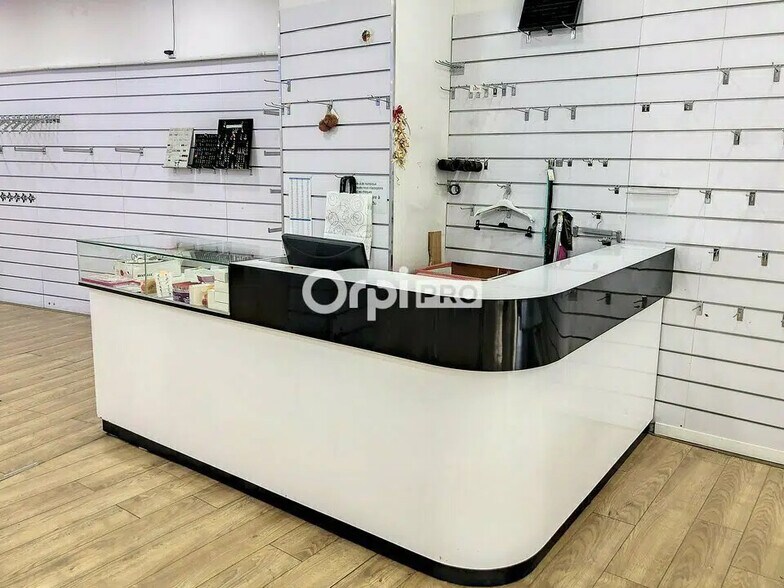 Local commercial dans Montluçon à louer - Photo intérieure – Image 3 sur 8