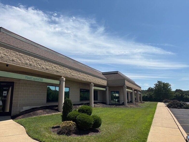 95 James Way, Southampton, PA à vendre - Photo de l’immeuble – Image 2 sur 29