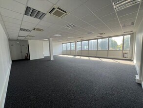 3 Allée Du Ponant, Roissy-en-France à vendre Photo intérieure– Image 1 sur 16