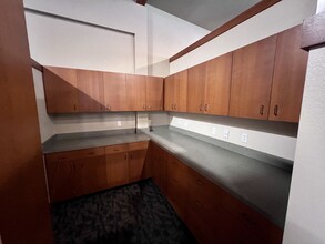 475-493 N Freedom Blvd, Provo, UT à louer Photo de l’immeuble– Image 2 sur 22