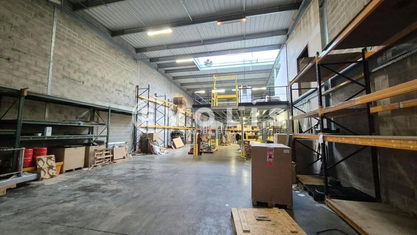 Local d’activités dans Serris à louer Photo intérieure– Image 1 sur 15