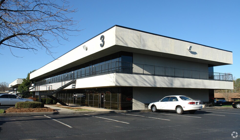7094 Peachtree Industrial Blvd, Peachtree Corners, GA à vendre - Photo de l’immeuble – Image 3 sur 16