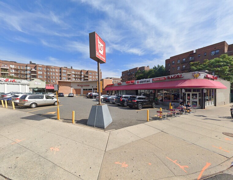 10417 Queens Blvd, Forest Hills, NY à louer - Photo de l’immeuble – Image 2 sur 4