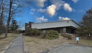 Plus de détails pour 130 Goddard Memorial Dr, Worcester, MA - Industriel/Logistique à vendre