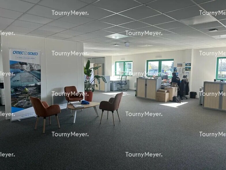 Local d’activités dans Vigneux-de-Bretagne à louer - Photo intérieure – Image 2 sur 8