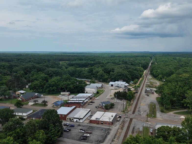 114 Dogwood Ave, Middleton, TN à vendre - Photo de l’immeuble – Image 1 sur 49