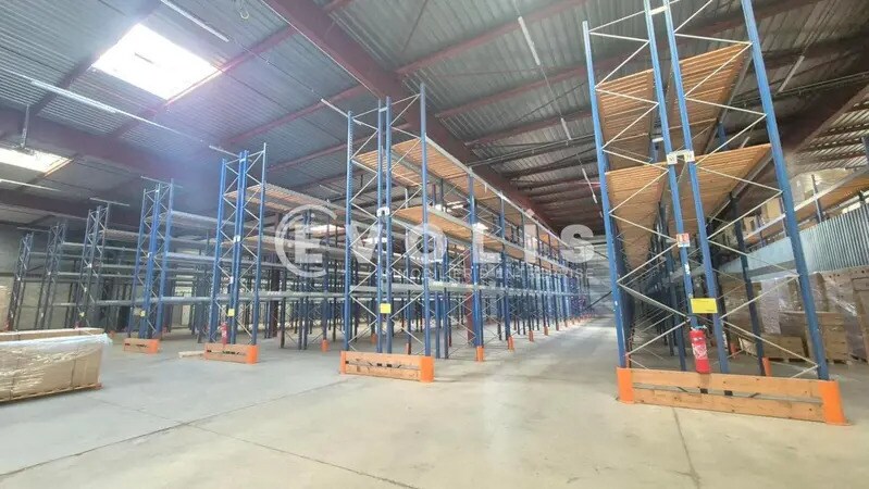Industriel/Logistique dans Rebais à louer - Photo intérieure – Image 1 sur 28