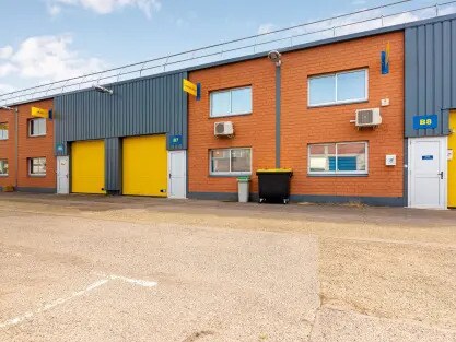 Industriel/Logistique dans SAINT-OUEN-L'AUMONE à louer - Photo de l’immeuble – Image 3 sur 19