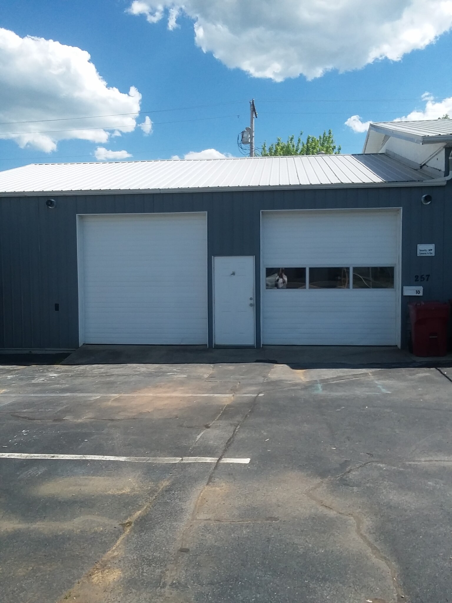 257 W Main St, Johnson City, TN à louer Photo intérieure– Image 1 sur 5