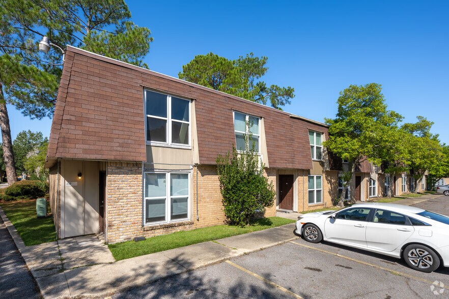 10530 Florida Blvd, Baton Rouge, LA à vendre - Photo de l’immeuble – Image 3 sur 21