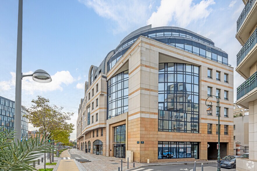 89-91 Boulevard National, La Garenne-Colombes à louer - Photo de l’immeuble – Image 2 sur 2