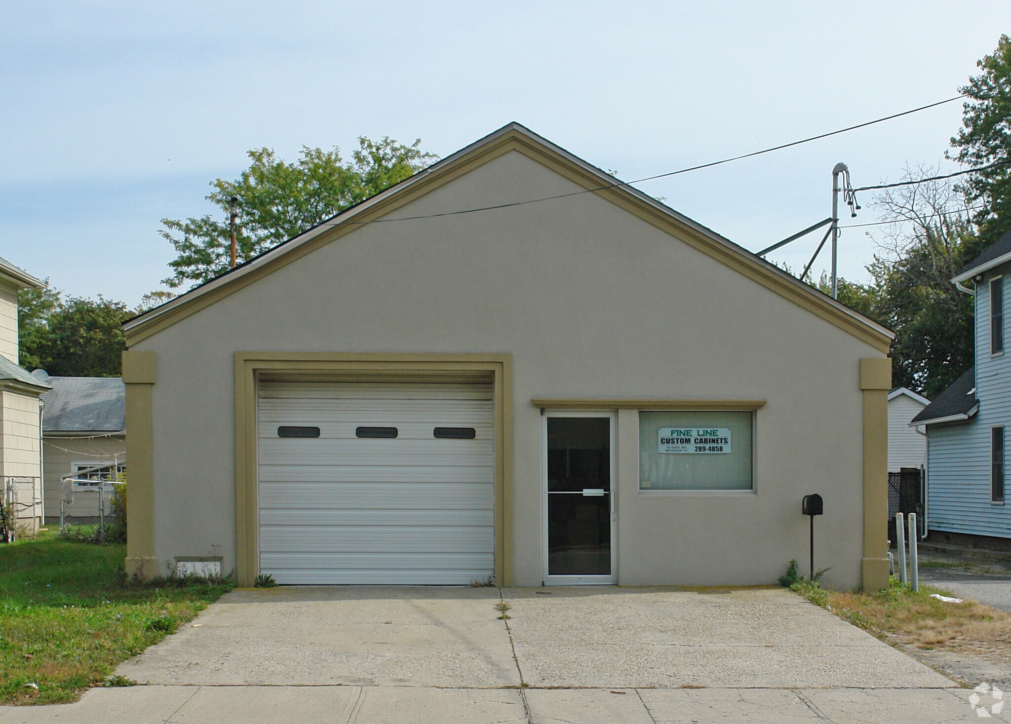 75 River Ave, Patchogue, NY à louer Photo principale– Image 1 sur 3