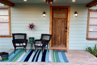 Plus de détails pour 747 Oasis St, New Braunfels, TX - Bureau à vendre
