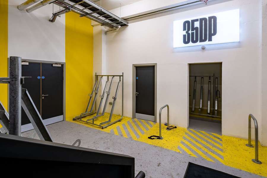 42-46 Fountain St, Belfast à louer Photo de l’immeuble– Image 1 sur 10