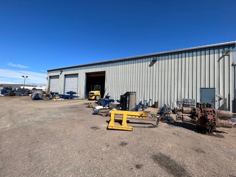 1365 E 1000 S, Vernal, UT à vendre - Photo de l’immeuble – Image 2 sur 6