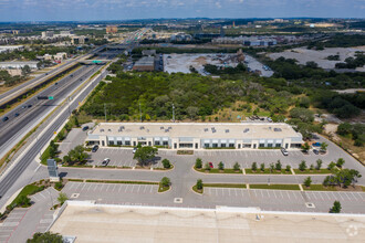 4949 N Loop 1604 W, San Antonio, TX - VUE AÉRIENNE  vue de carte - Image1