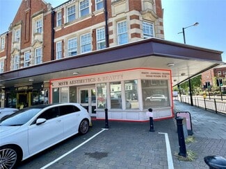 Plus de détails pour Ingrave Rd, Brentwood - Local commercial à louer