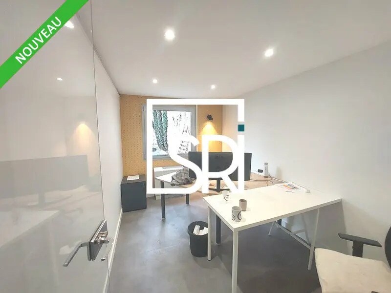 Bureau dans Clermont-Ferrand à louer Photo intérieure– Image 1 sur 12