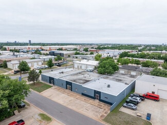 Plus de détails pour 209-211 NE 38th St, Oklahoma City, OK - Industriel/Logistique à louer