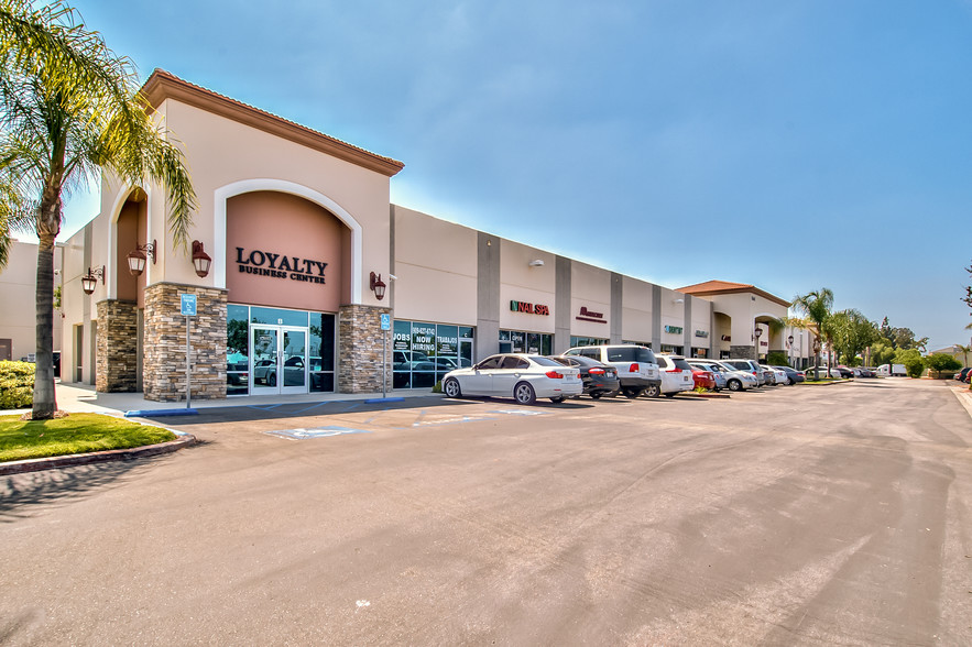 13641 Central Ave, Chino, CA à louer - Photo de l’immeuble – Image 1 sur 14