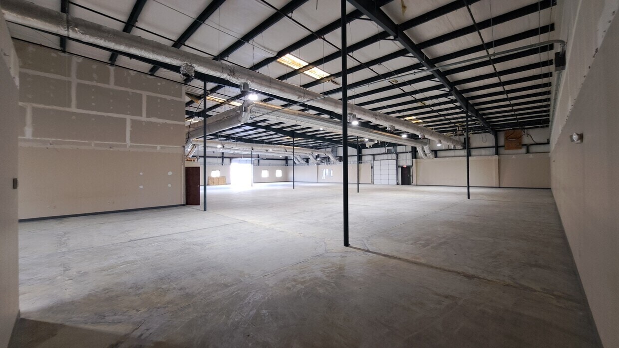 1850 Business Park Dr, Clarksville, TN à louer Photo intérieure– Image 1 sur 6