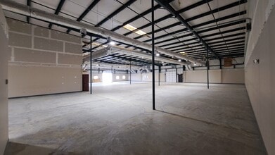 1850 Business Park Dr, Clarksville, TN à louer Photo intérieure– Image 1 sur 6