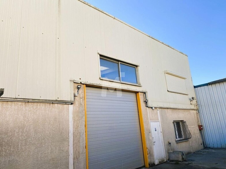 6 Allee De L'Industrie, Crosne à vendre - Photo de l’immeuble – Image 2 sur 11
