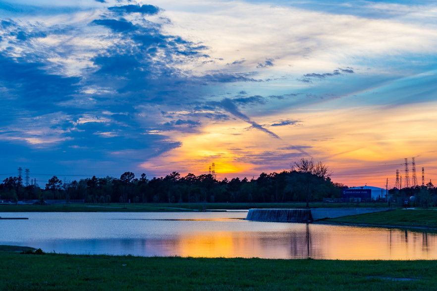 W Lake Houston Pkwy, Houston, TX à louer - Autre – Image 1 sur 4