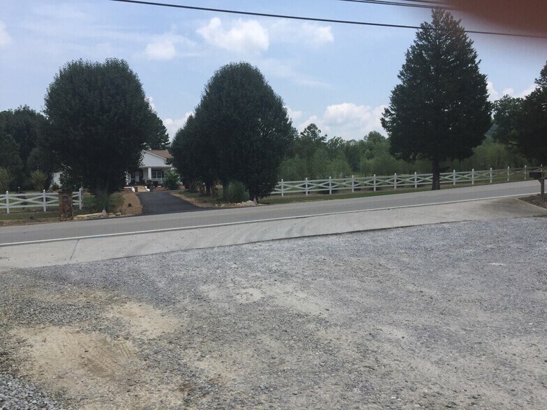 1963 Thrasher Pike, Hixson, TN à vendre - Photo de l’immeuble – Image 3 sur 20