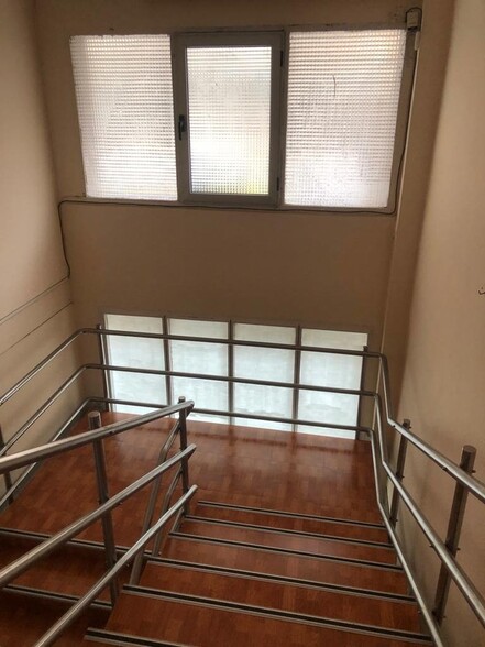 View Photo
