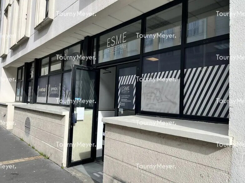 Bureau dans Bordeaux à louer - Photo de l’immeuble – Image 1 sur 12