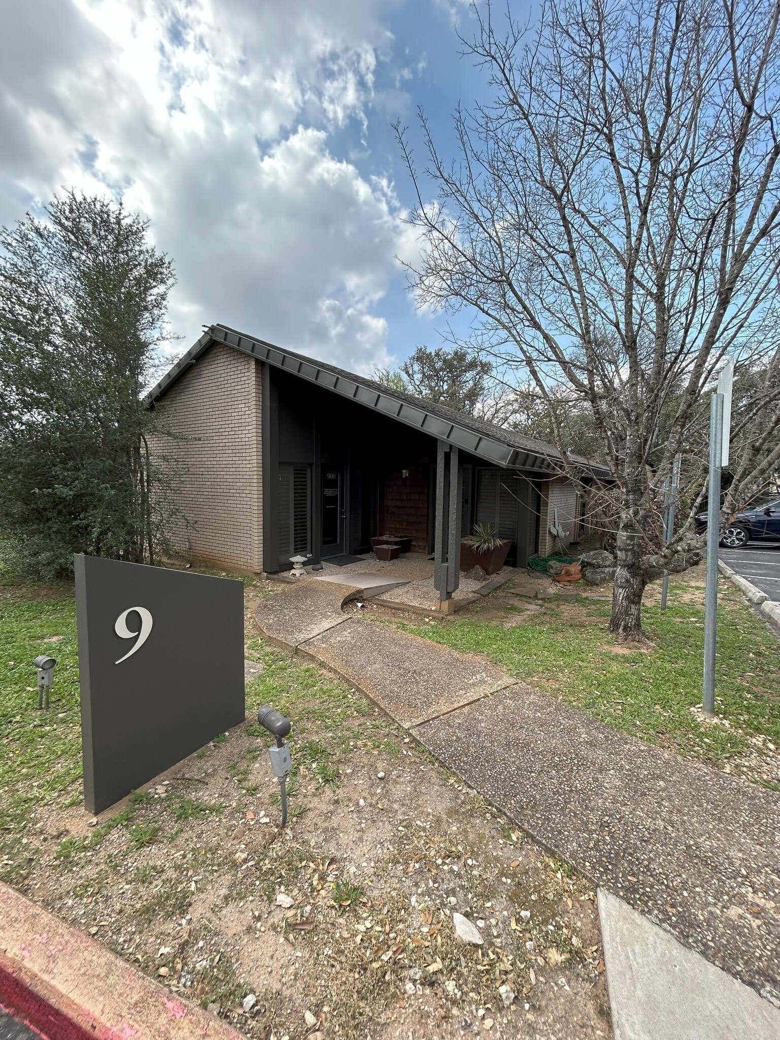 2525 Wallingwood Dr, Austin, TX à louer Photo de l’immeuble– Image 1 sur 7