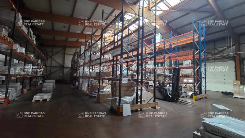 Industriel/Logistique dans Pontault-Combault à vendre Photo intérieure– Image 1 sur 6