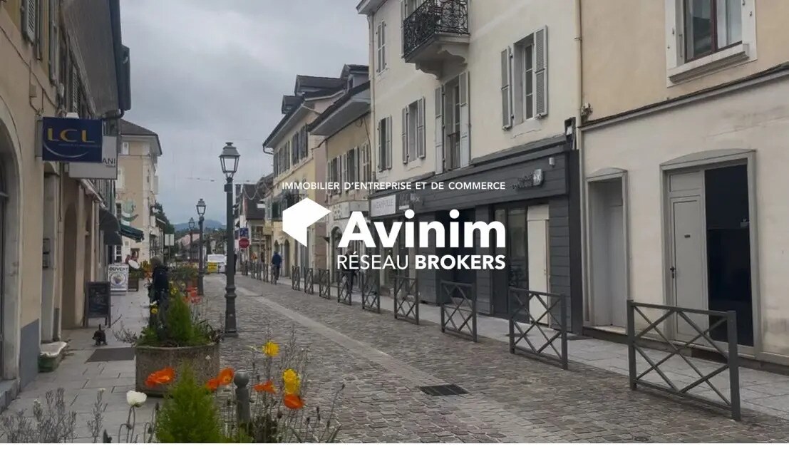 Local commercial dans Ferney-Voltaire à louer Photo de l’immeuble– Image 1 sur 2