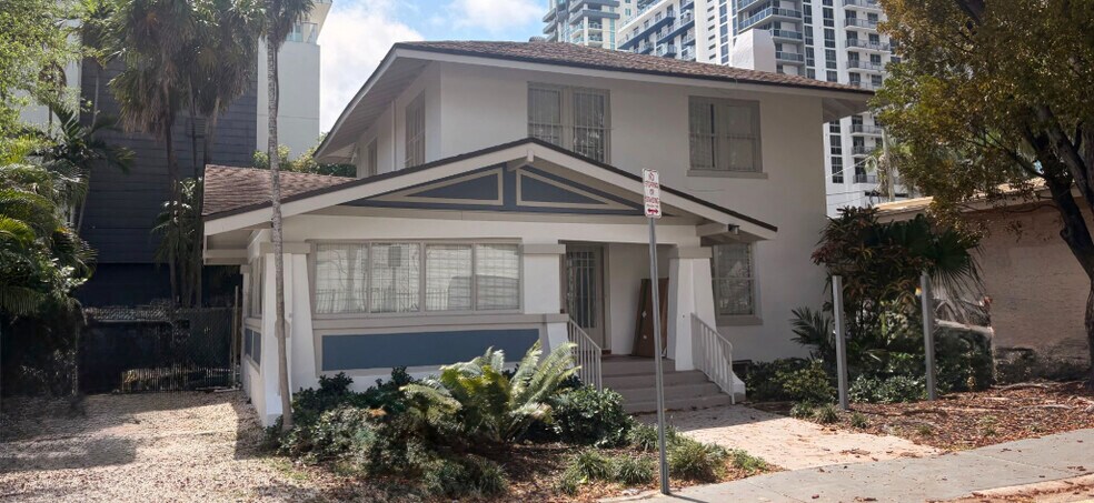 314 NE 26th Ter, Miami, FL à vendre - Photo de l’immeuble – Image 2 sur 10
