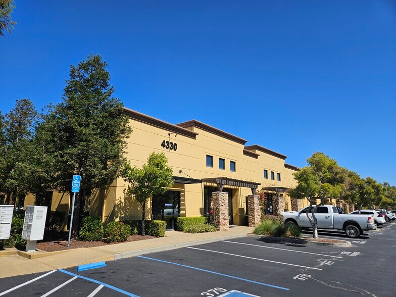 4328-4330 Redwood Hwy, San Rafael, CA à vendre - Photo de l’immeuble – Image 3 sur 47