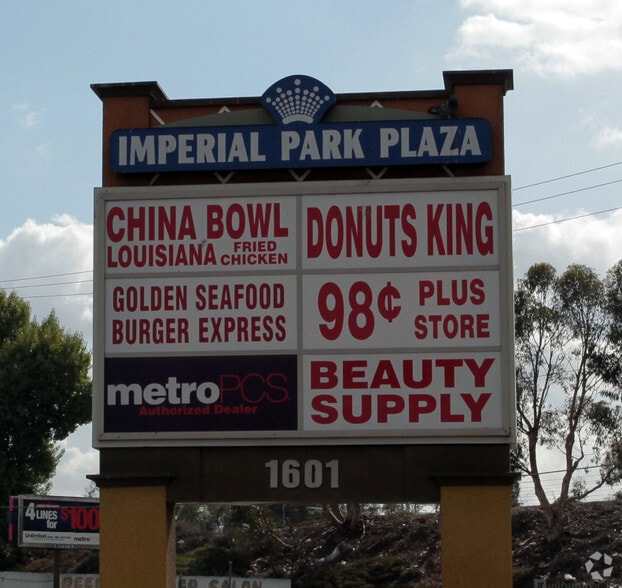 1601 E Imperial Hwy, Los Angeles, CA à louer - Photo de l’immeuble – Image 3 sur 3