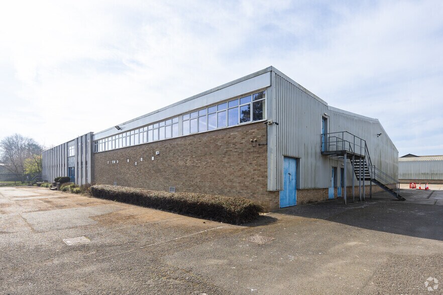 Henwood St, Ashford à louer - Photo de l’immeuble – Image 1 sur 5