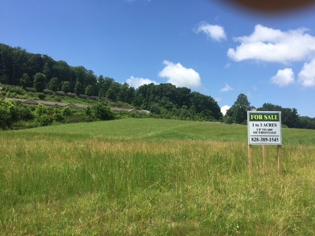 3500 Hwy 64 E, Hayesville, NC à louer - Photo de l’immeuble – Image 2 sur 3