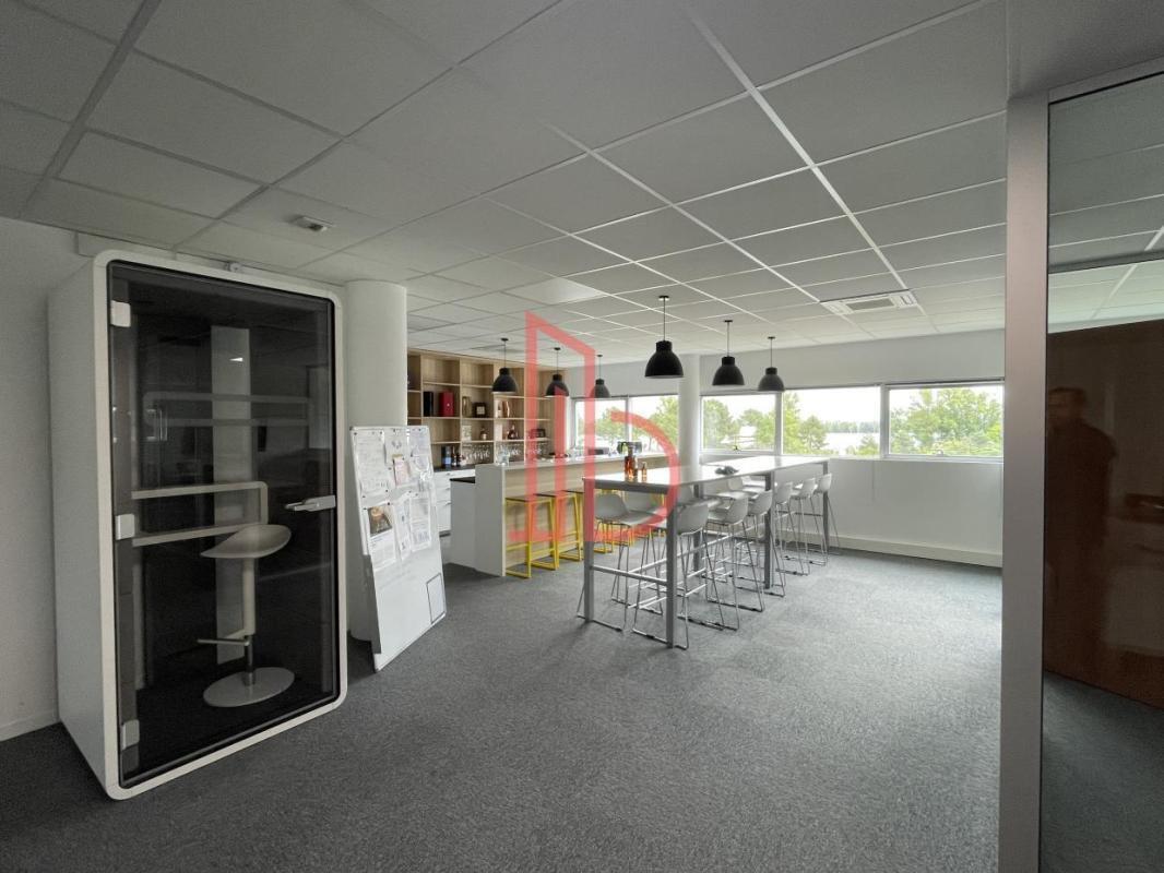 Bureau dans Bruges à louer Photo intérieure– Image 1 sur 6