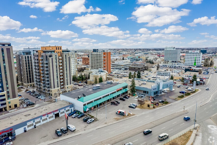 5720 Macleod Trl SW, Calgary, AB à louer - Aérien – Image 3 sur 6