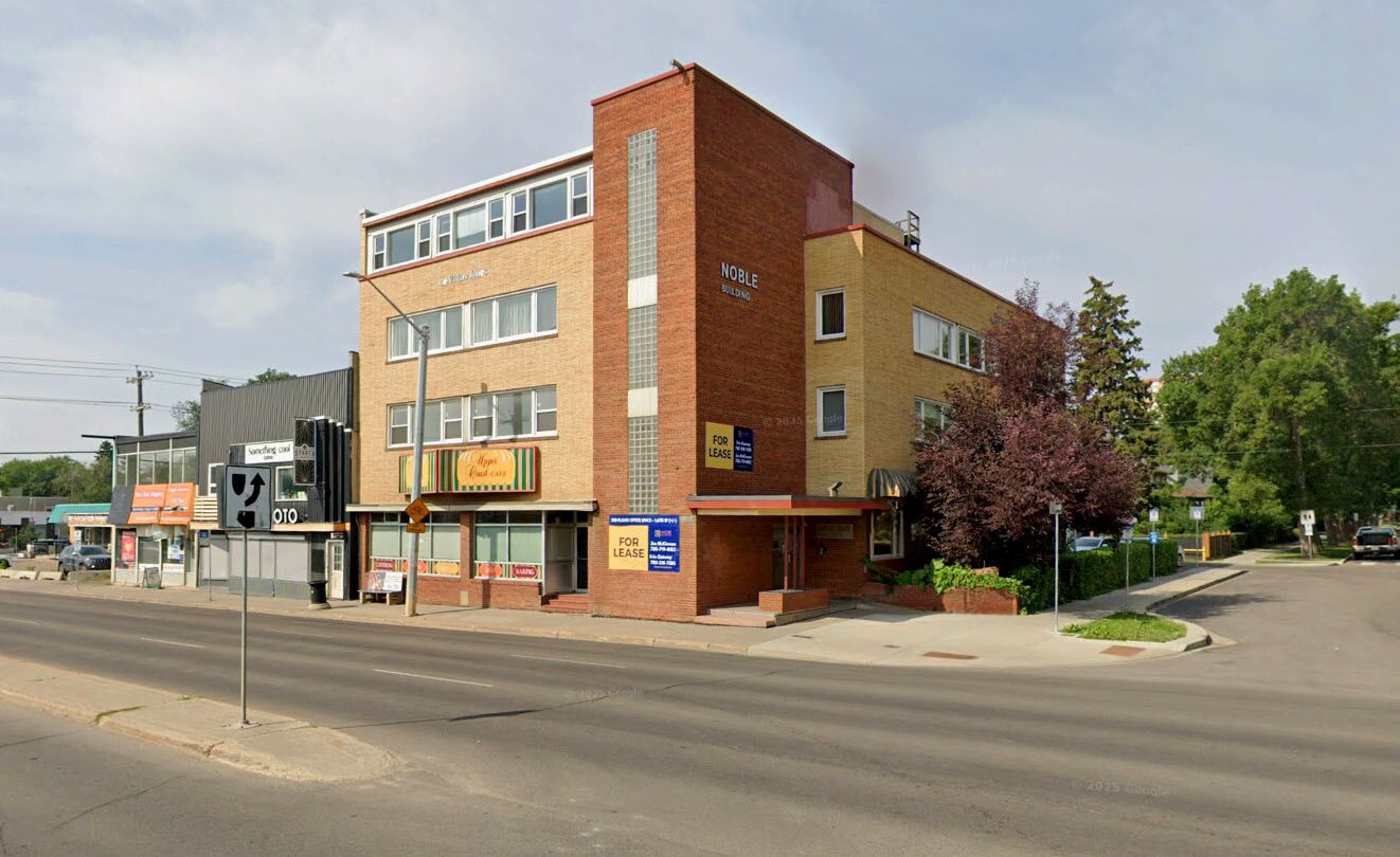8540 109th St NW, Edmonton, AB à louer Photo de l’immeuble– Image 1 sur 2