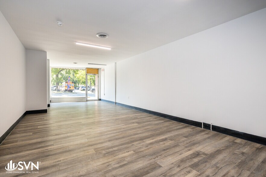 1039 N Limestone, Lexington, KY à louer - Photo de l’immeuble – Image 3 sur 13