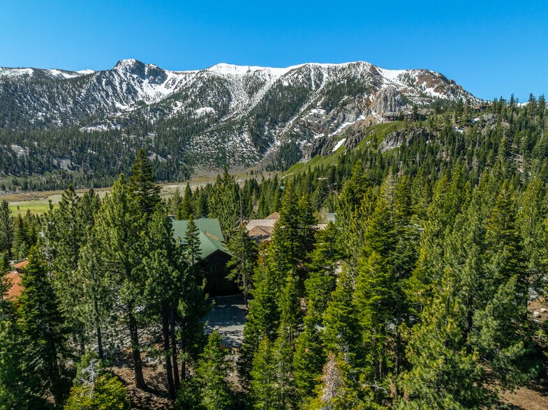 167 Crawford Ave, Mammoth Lakes, CA à vendre - Photo de l’immeuble – Image 3 sur 51