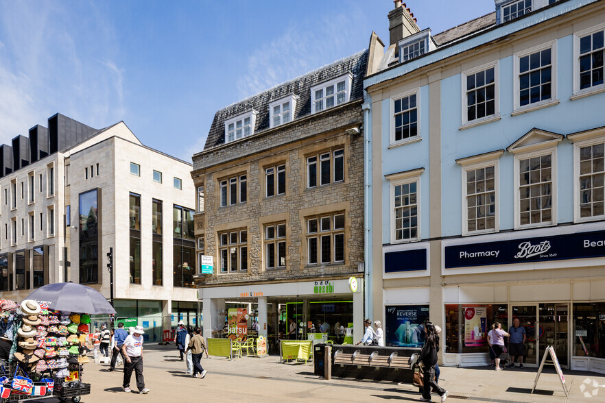 11-12 Cornmarket St, Oxford à louer - Photo de l’immeuble – Image 2 sur 2