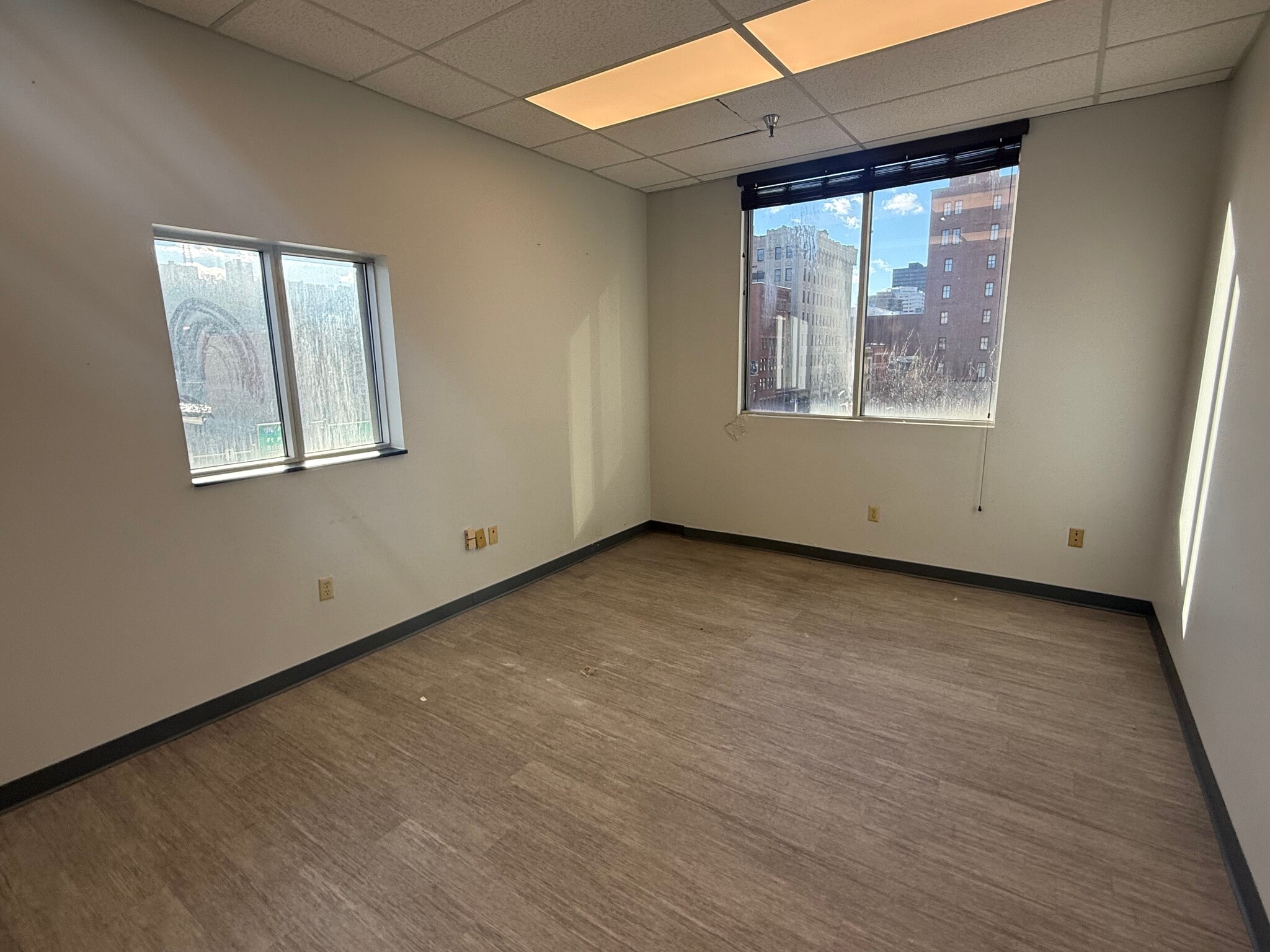 208-210 Grant St, Pittsburgh, PA à louer Photo intérieure– Image 1 sur 5