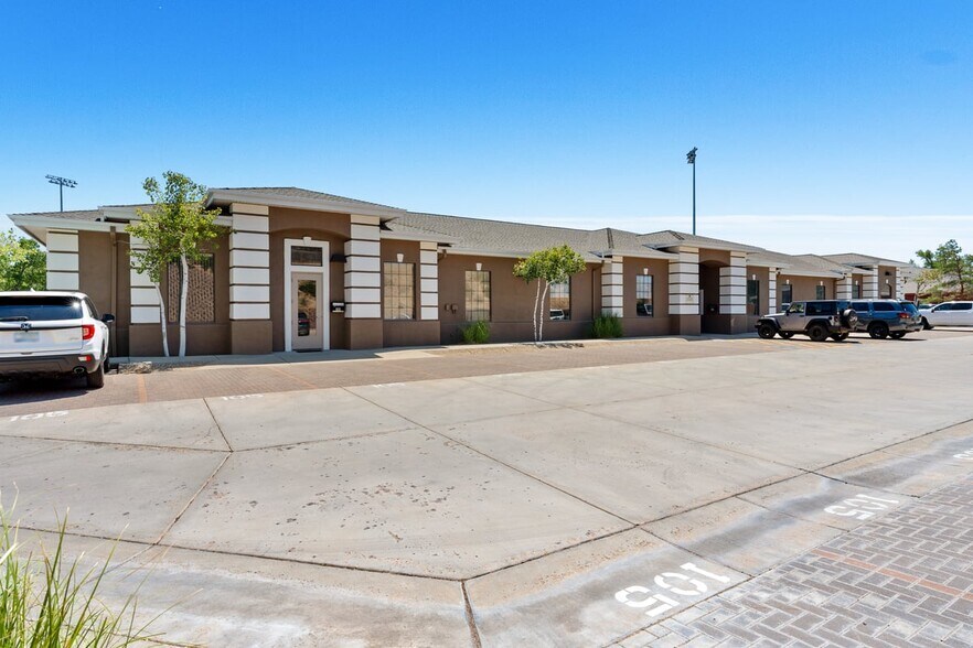 804 Ainsworth Dr, Prescott, AZ à louer - Photo de l’immeuble – Image 1 sur 31