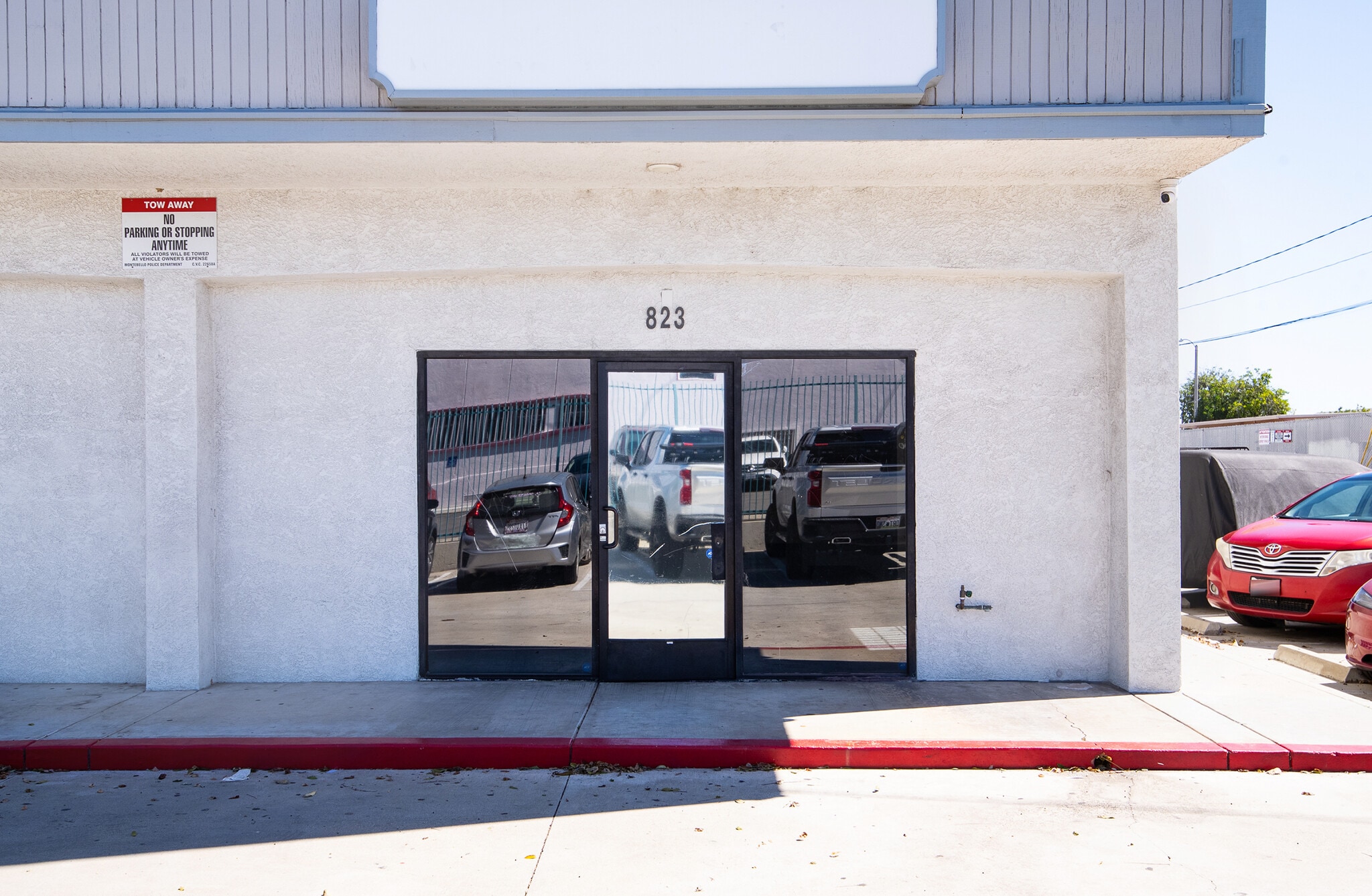 801-823 W Whittier Blvd, Montebello, CA à louer Photo intérieure– Image 1 sur 10