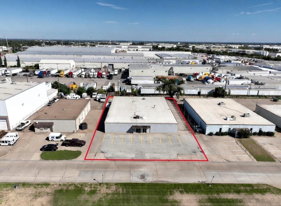 614 Easy St, Garland, TX à vendre Photo de l’immeuble– Image 1 sur 11