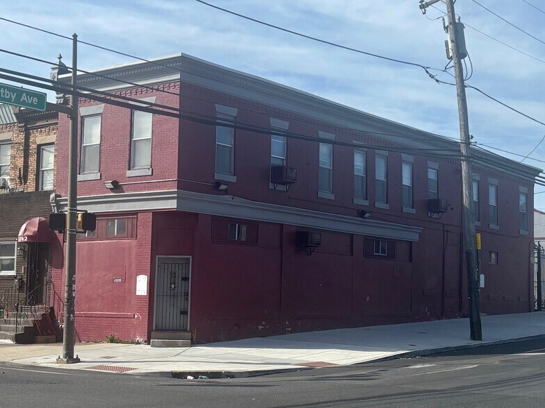 740 S 52nd St, Philadelphia, PA à vendre - Photo de l’immeuble – Image 2 sur 9